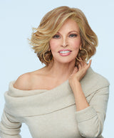 Flirt Alert - Raquel Welch